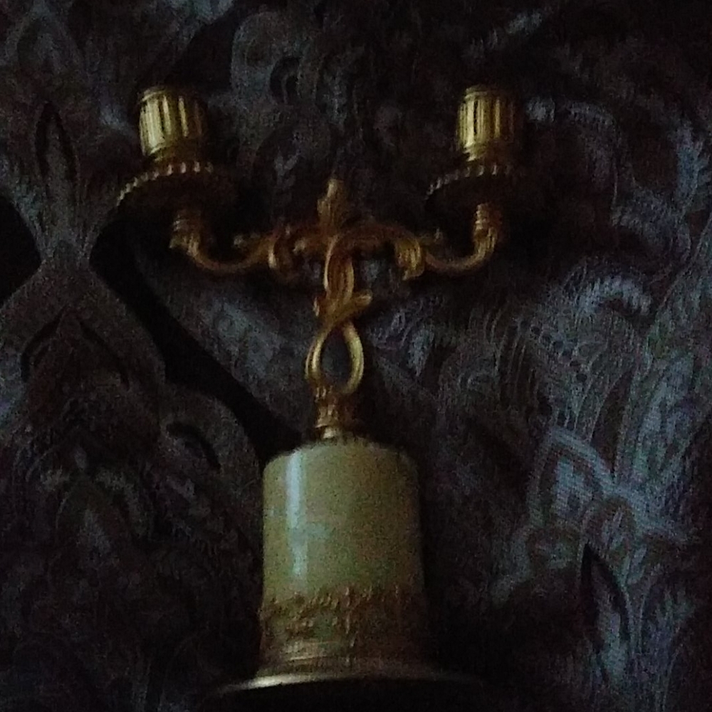 gold colored/marble feel candlestick holder